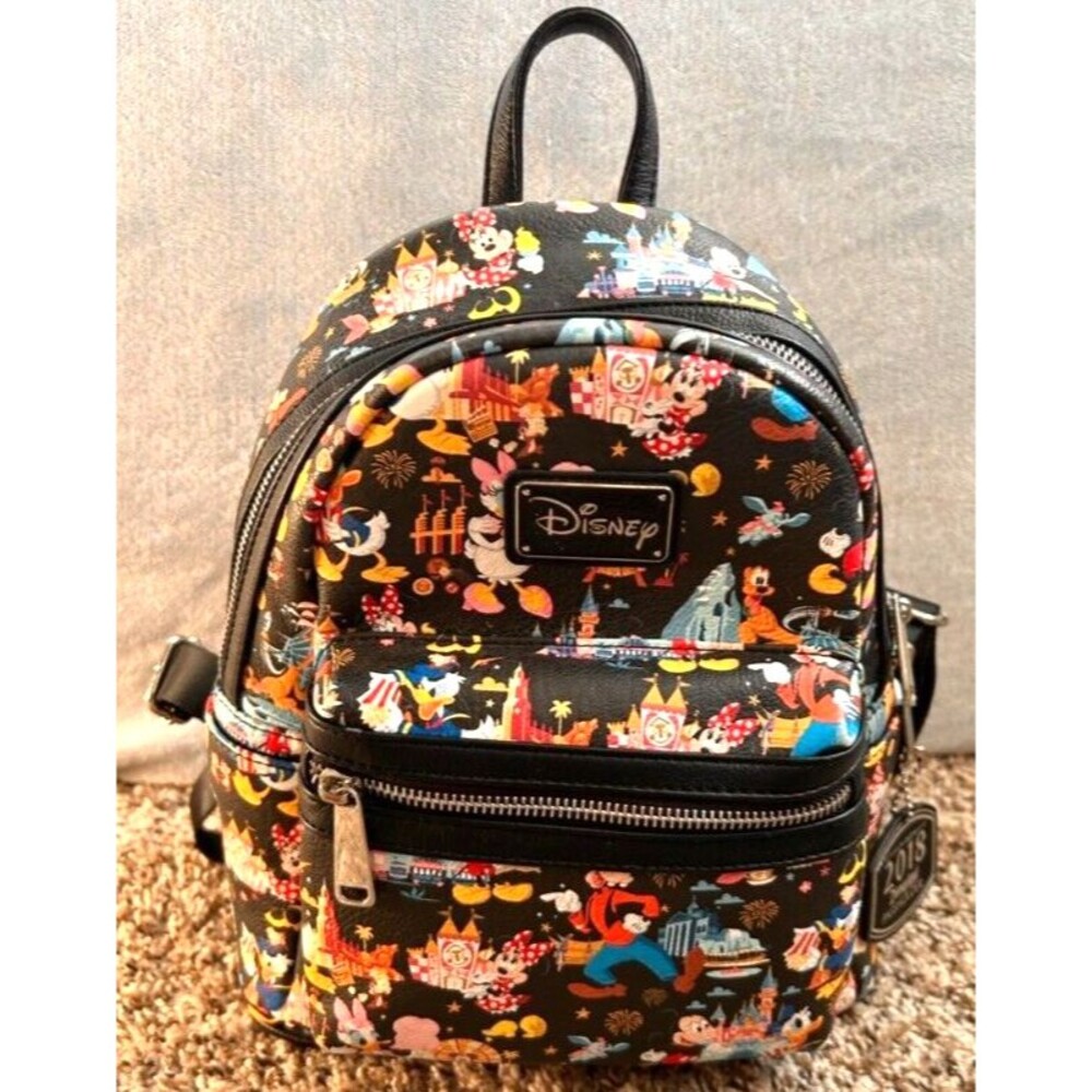 Disneyland Disney parks 2018 loungefly backpack Passholder exclusive